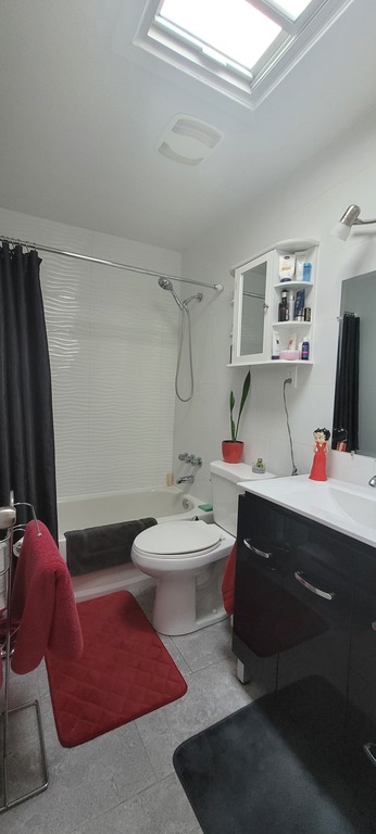 4 1/2 Haut De Plex Saint-Léonard - Occ. | 3222695