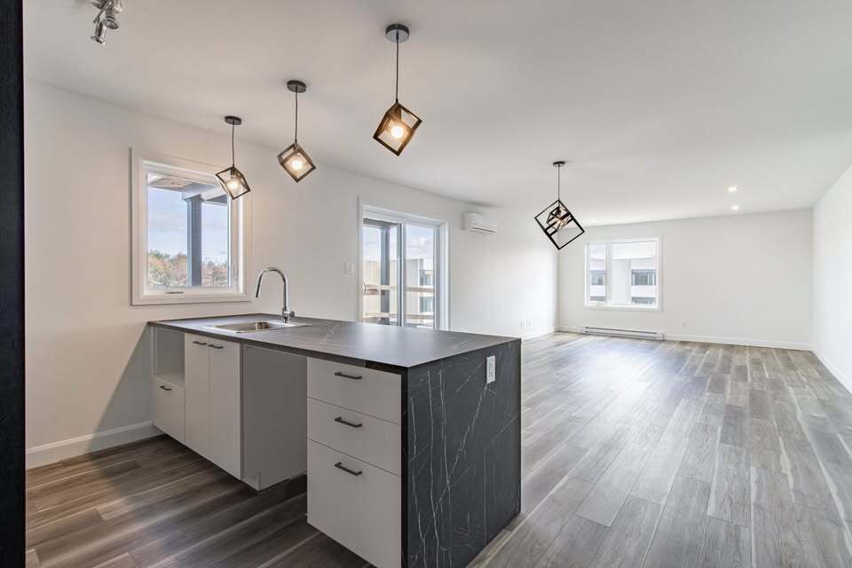 Magnifiques 4 1/2 Disponibles | 3222912