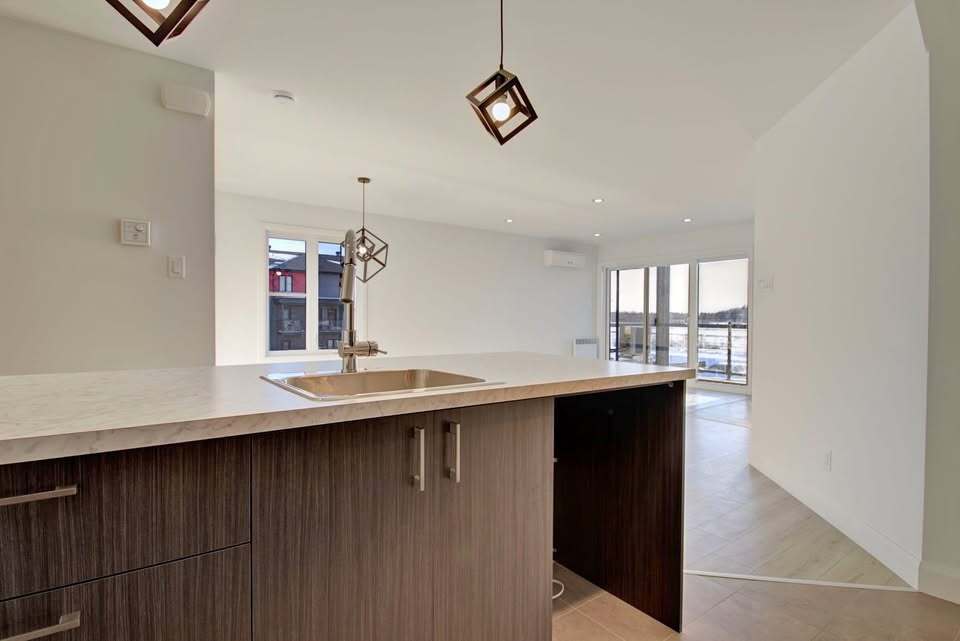 Magnifiques 5 1/2 Disponibles | 3222914