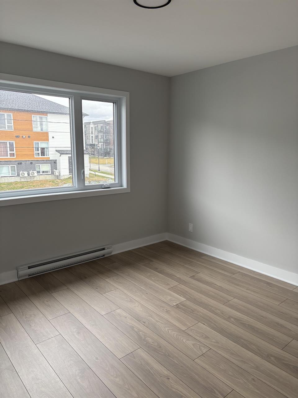 Immeuble - 885-907 Lamarche Magnifique 4 1/2 Dans Un Immeuble Récent | 3222972