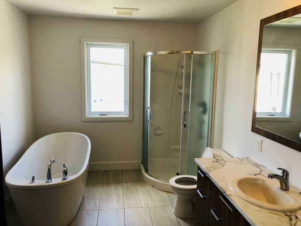 3012 Du Chevalier, Disponible Le 1er Mai | 3223017