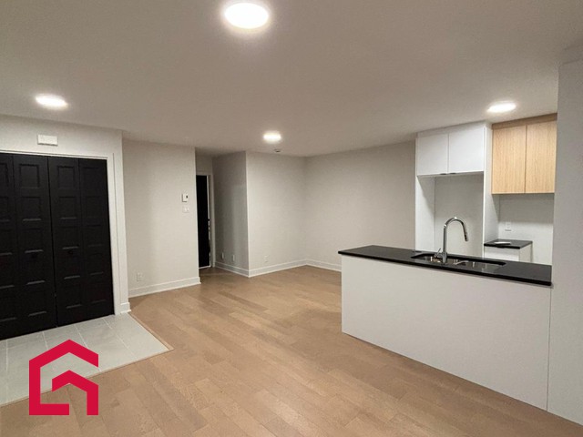 Appartement Saint-Hubert (Longueuil) � Louer | 3223103