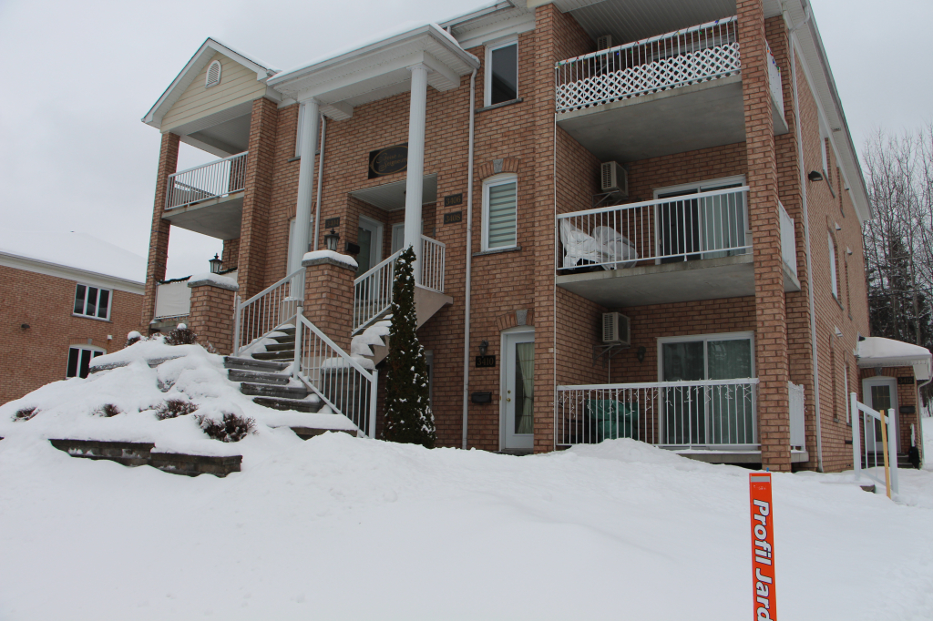 4 1/2 ENTRÉ PRIVÉ -1 ER ETAGE AVEC GARAG | 3223176