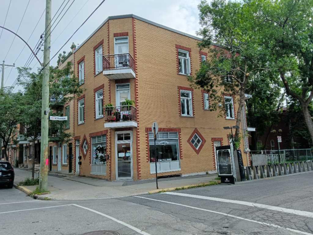 ROSEMONT 6½ - PRÈS DE MASSON – GRANDE COUR – SEMI-MEUBLÉ | 3223212