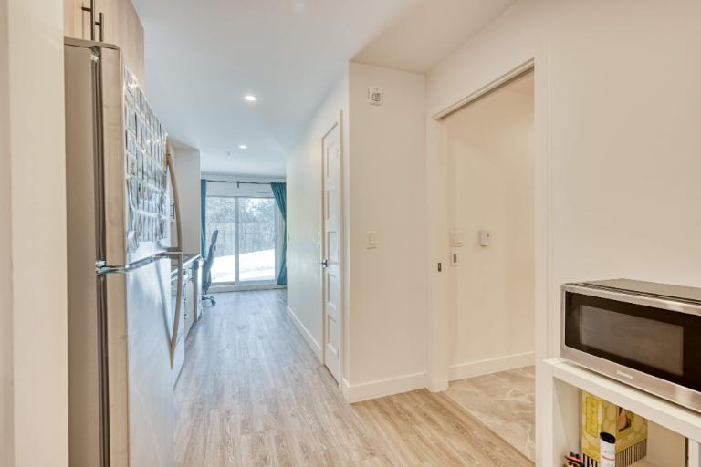 Studio - Longueuil - $1,090 /mo | 3223236