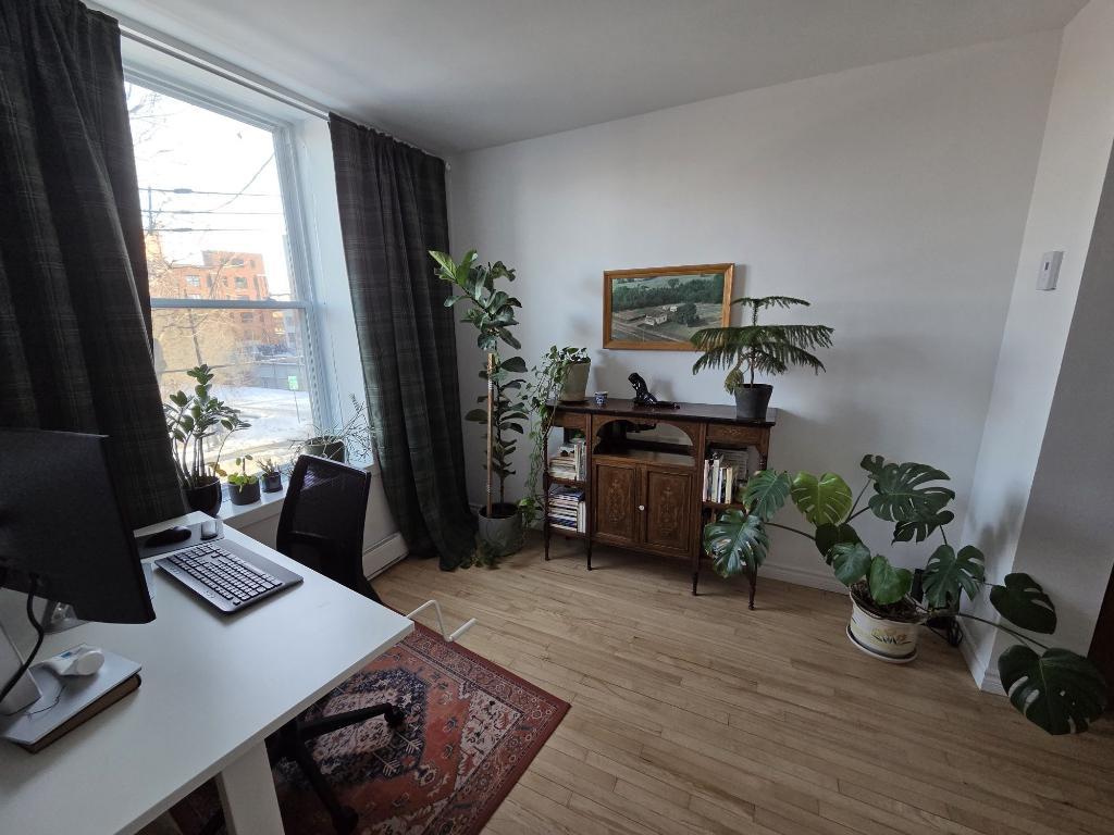 Beau logement 4½ rénové récemment, dans Rosemont-La-Petite-Patrie, près de la piste cyclable et du Plateau Mont-Royal | 3223255