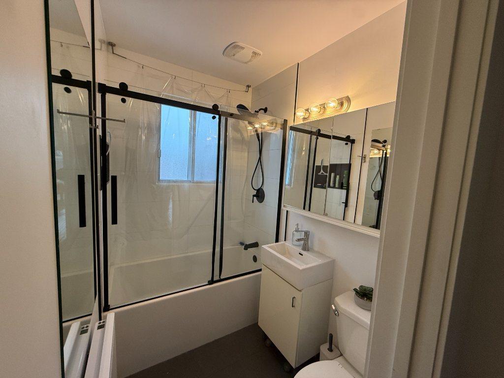 1er JUILLET, Vrai Vieux-Longueuil, MAGNIFIQUE 3½ RÉNOVÉ 2e étage, inclus 4 électros | 3223258