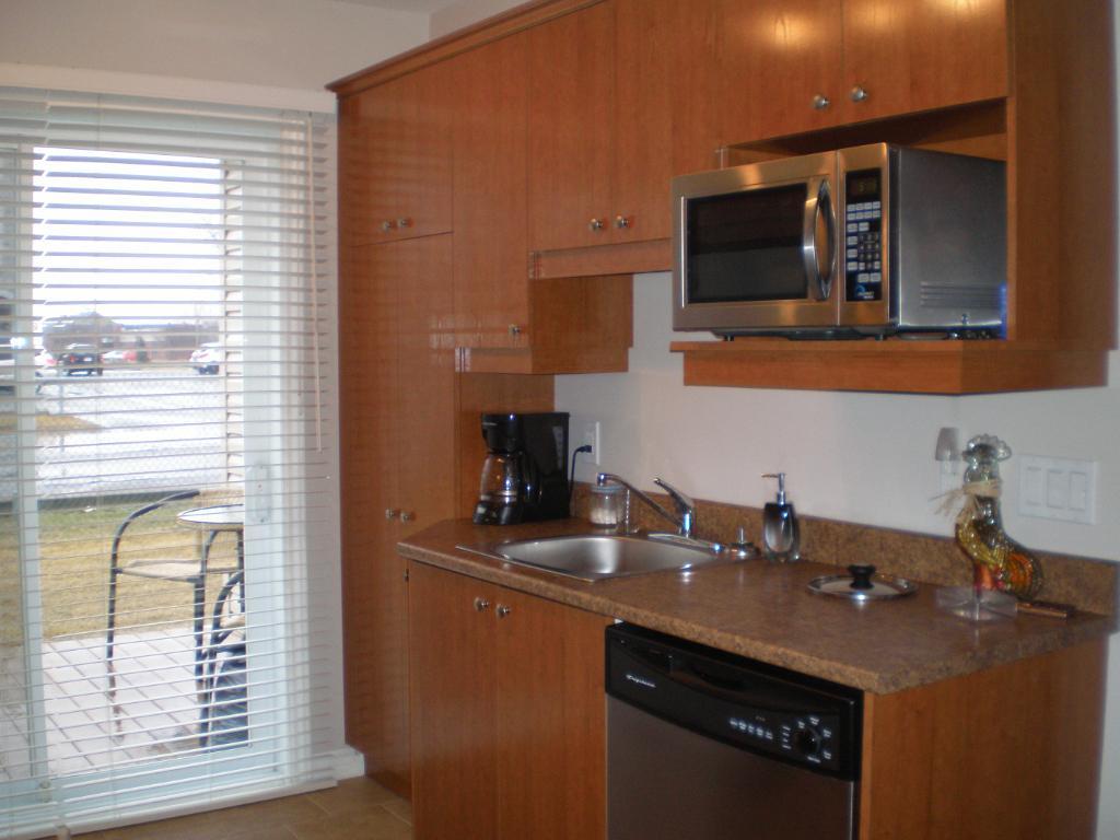 4.5 SUR 2ÉTAGE/ TRÈS BEAU / ST-RÉMI / 1475 / JUILLET | 3223268