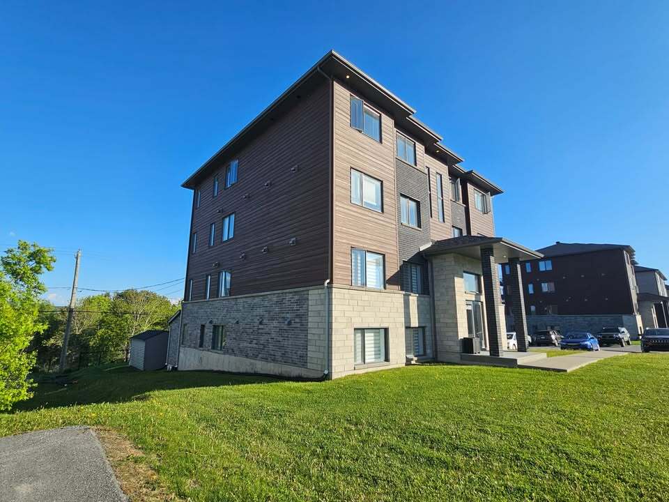 BEAU 4 ½|CONSTRUCTION RÉCENTE | 3223317