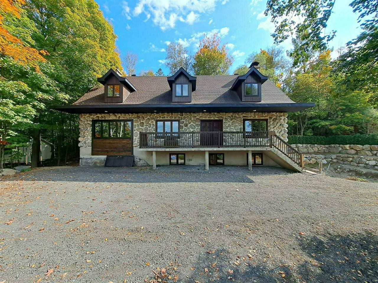 Appartement Sainte-Adèle À Louer | 3223320