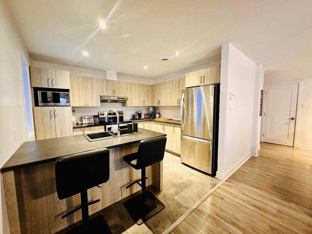 5 1/2 sur 2 étages à louer | 3223354