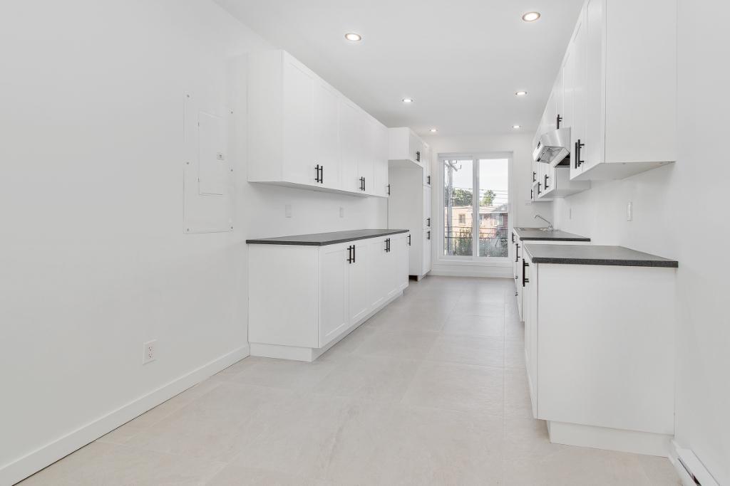 GRAND 5 ET DEMI DE 1450 PIEDS CARRÉS ! | 3223360