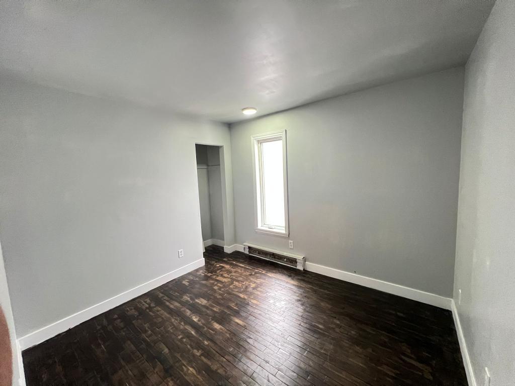 5 ½ entièrement rénové sur 2 niveaux – Quartier paisible – 2 stationnements – Disponible maintenant Situé au 611 rue Gérard-Proulx à Saint-Eustache, | 3223376