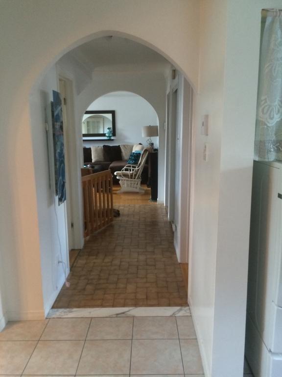 6 1/2 Bas duplex Longueuil avec garage intérieur et court | 3223382