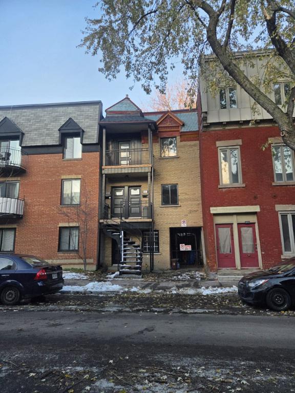 Beau 4-1/2 centre-ville Montreal | 3223385