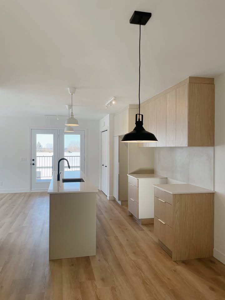 4.5 NEUF - DISPONIBLE MAINTENANT | 3223674