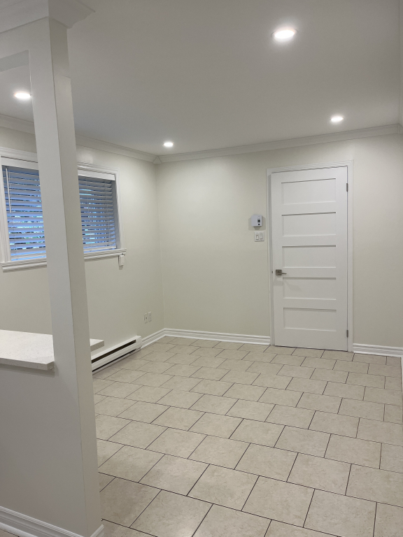 3 1/2 Rénové Avec électroménagers | 3223956