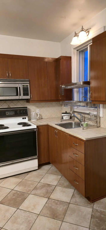 4 Et Demi à Louer 3 Min Du Métro Jarry | 3223962