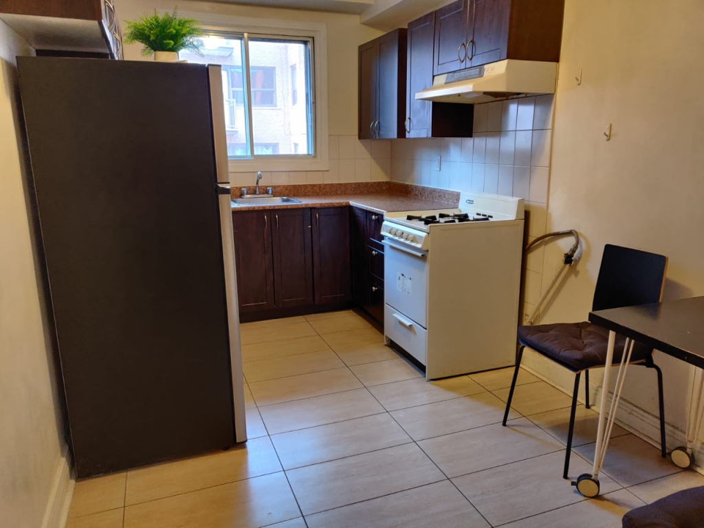 3 ½ SPACIEUX & BIEN ENTRETENU | 3224195