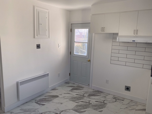 4 1/2, Internet Inclus + 6 Électros | 3224196