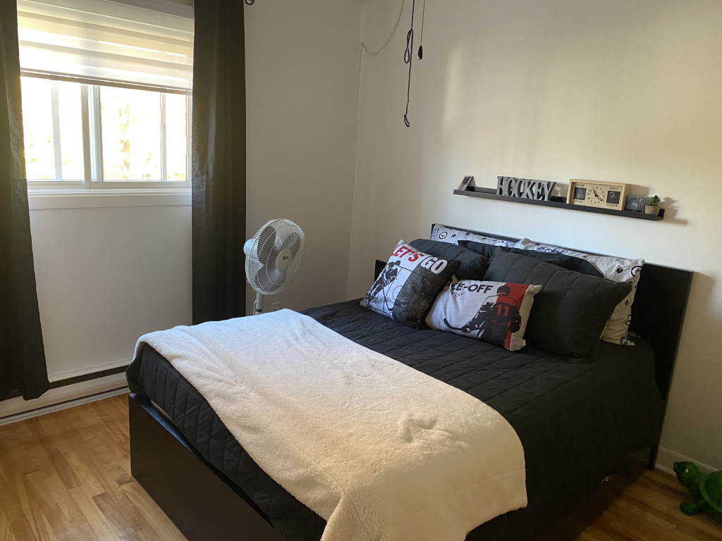 5 1/2 Près Des Services, Rénové | 3224203