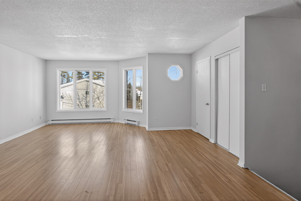 BEAU GRAND 2 Chambres TRÉS TRANQUILLE | 3224287