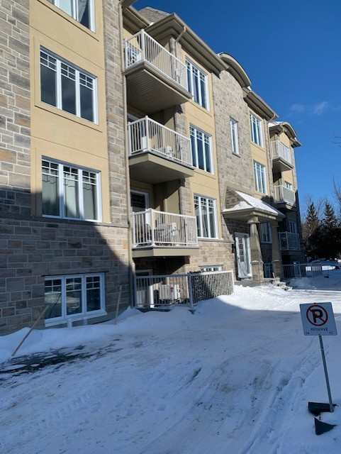 Appartement Condo | 3224297