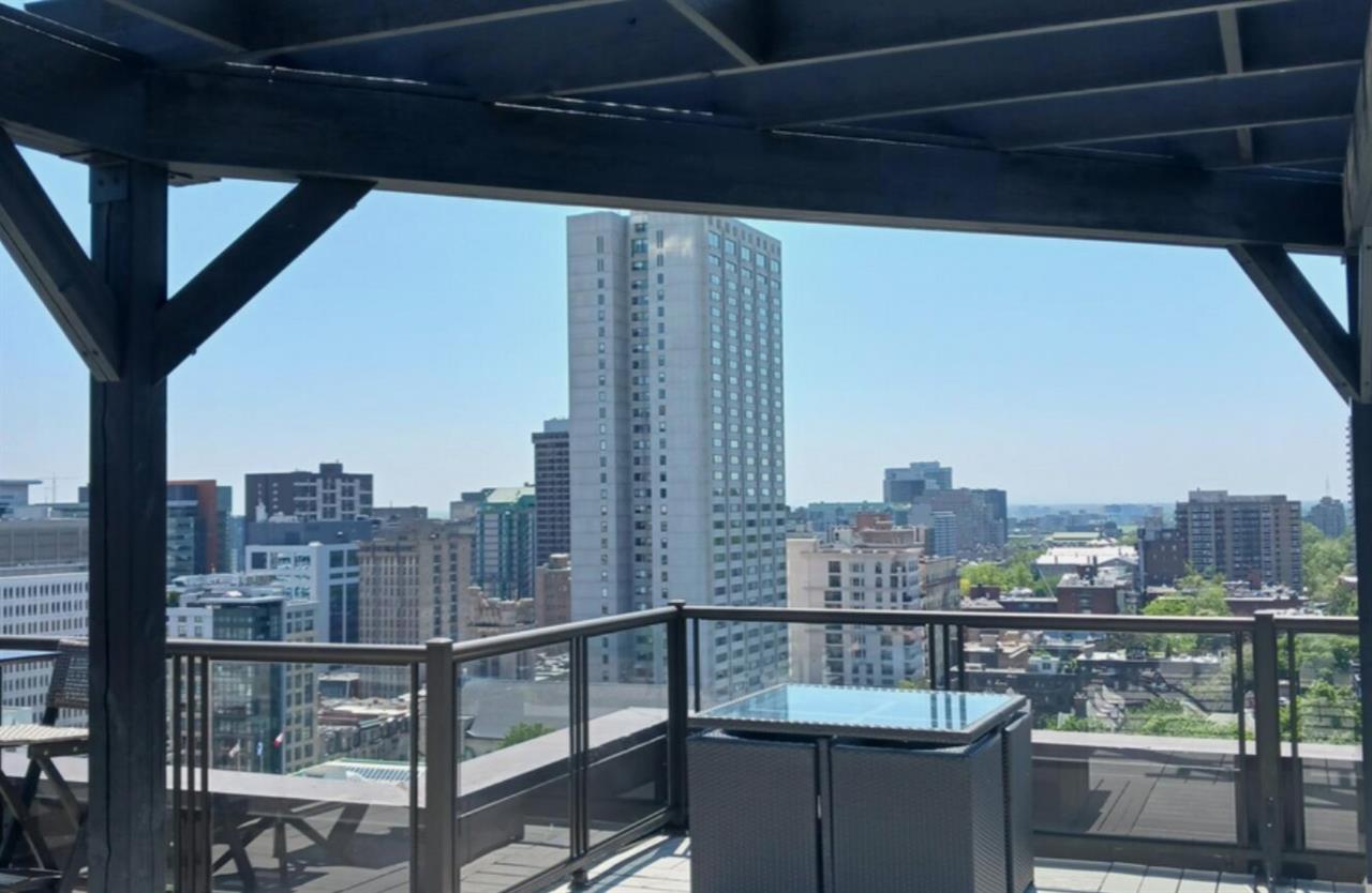 1 Bedroom Apartment (3.5) - 3475 Rue De La Montagne, Montréal | 3224329