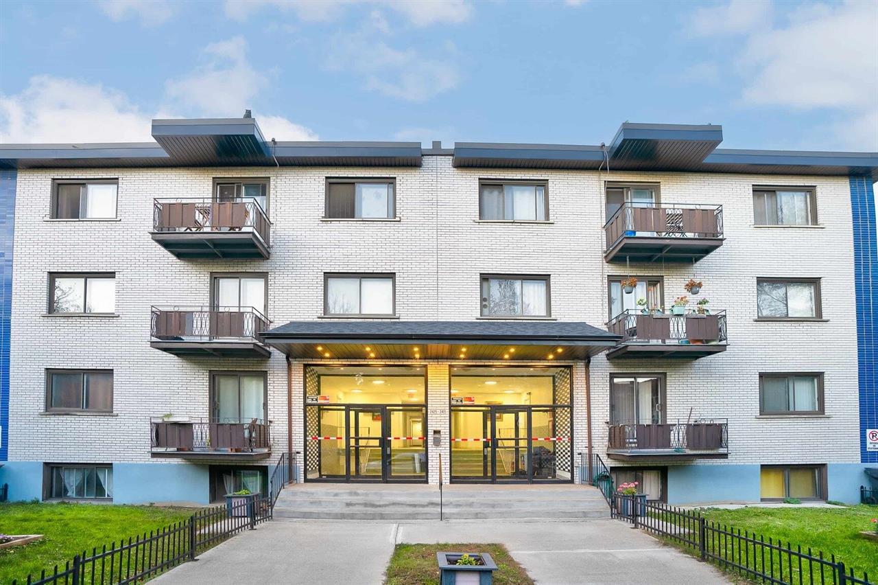 2 Bedroom 1 Bathroom - 2415 Avenue Madison, Montréal | 3224355