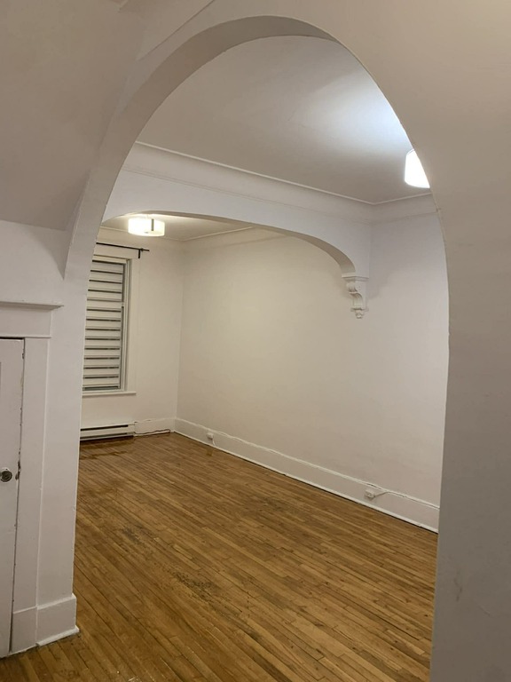 Très Grand 5 1/2 (superficie ( 6 1/2) | 3224370