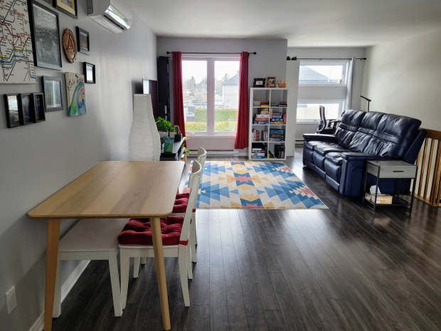 Magnifique 4 1/2 Triplex Blainville | 3224374