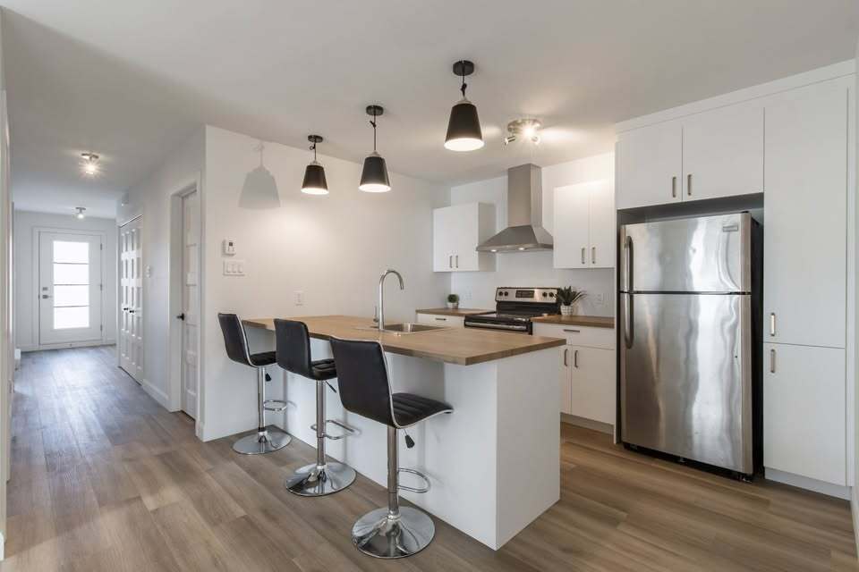 Magnifiques 5 1/2, Prêt Maintenant | 3224383