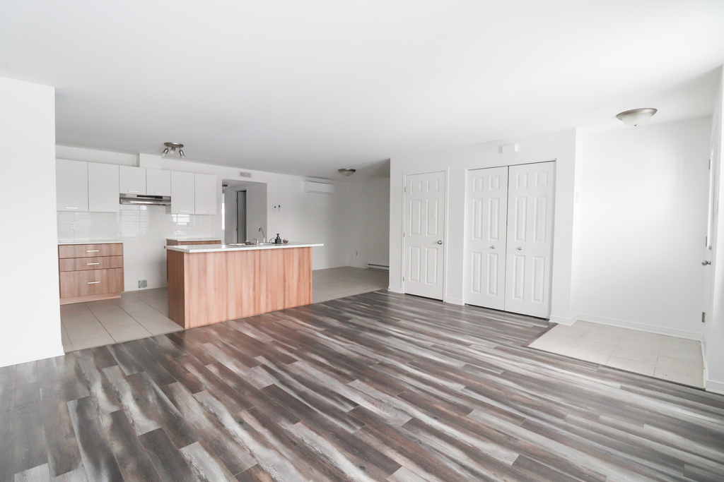 Grand Logement 2 Chambres à Louer | 3224384