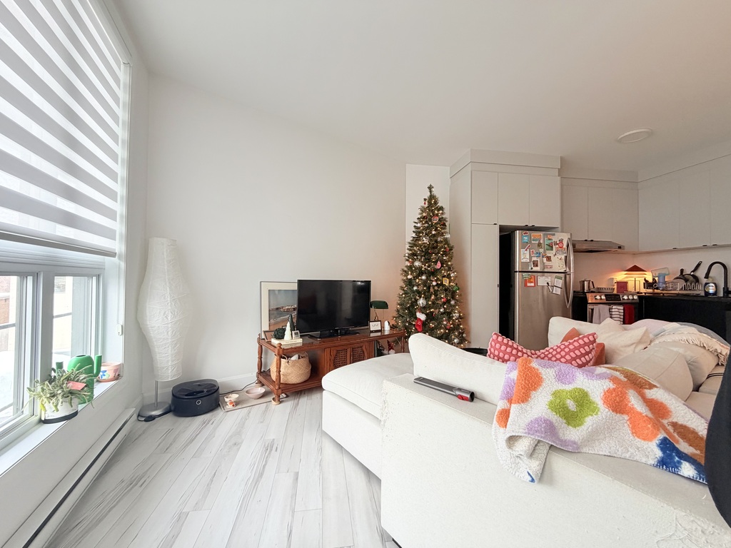 Appart 3 1/2 Moderne Dans Le Vieux-Qc | 3246959