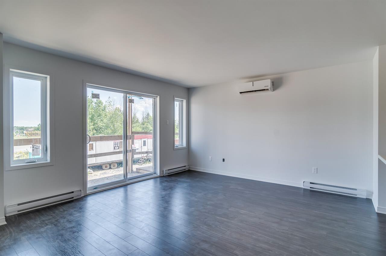 (Hull) Grand Logement Tout Près D'Ottawa | 3224393