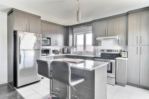 4 1/2 + Bur, Lévis, Libre 1er Juillet | 3224457