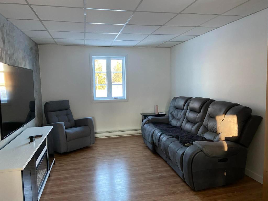 3 1/2 au rez-de-chaussée d'une maison privée à chicoutimi sur la rue Thérèse-Casgrain | 3224581