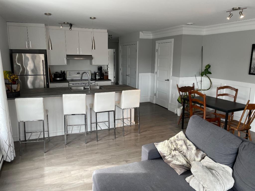 Fleurimont, près du CHUS - 4 et demi très éclairé | 3224588