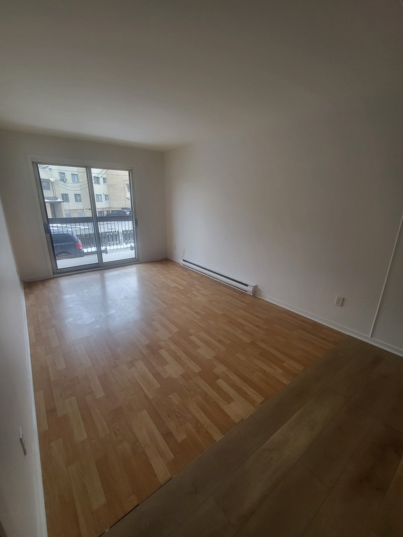 2 Bed 1 Bath In Point Aux Trembles | 3224910