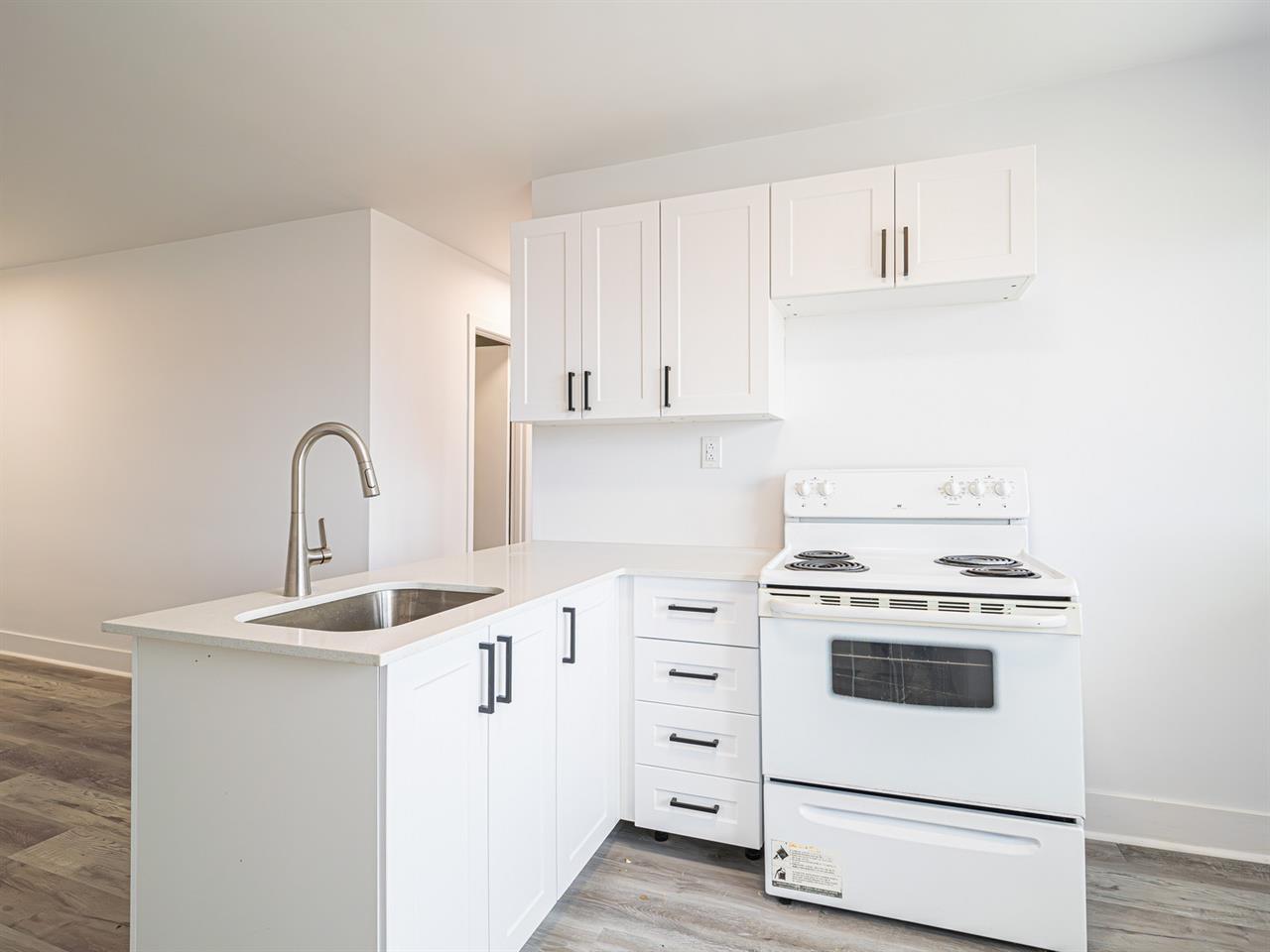 2 Bed, 1 Bath - 8281 Avenue Des Vendéens, Anjou | 3225291