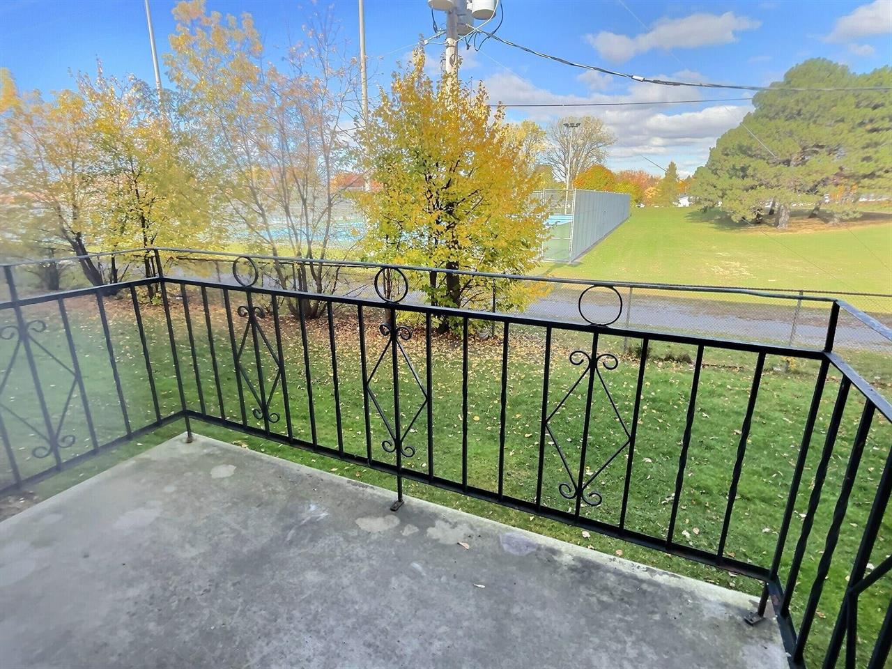 1 CH - 1 SDB - Châteauguay - $1,550 /mo | 3225400