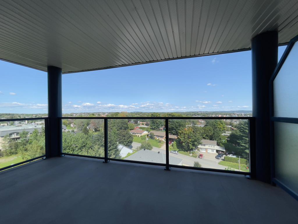 Superbe 3 1/2 Secteur Carrefour | 3225551