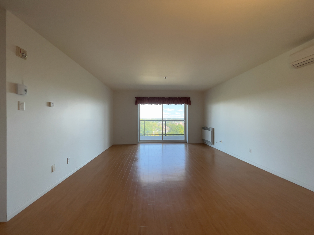 Superbe 3 1/2 Secteur Carrefour | 3225551