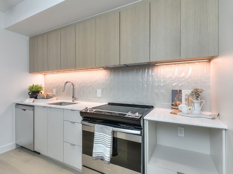 Bachelor - 1200 MacKay Street, Montréal | 3225576