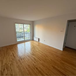 41/2 A Laval Dispo 1 Oct 2025 Internet 1 | 3225590