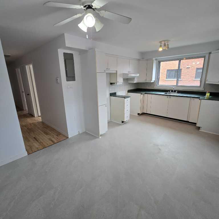 4 1/2 Retraités/Semi-Retraités | 3225718