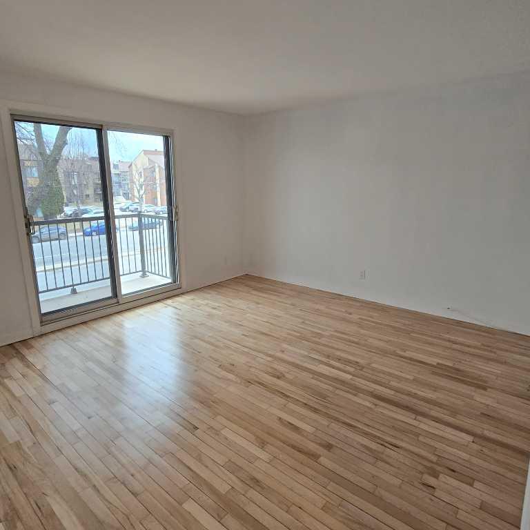 4 1/2 Retraités/Semi-Retraités | 3225718