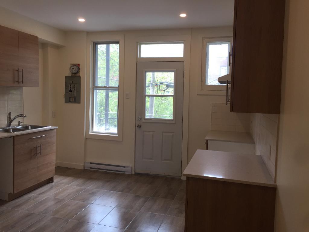 3½ rénové | Électros inclus | Disponible 1er mai | 3225728