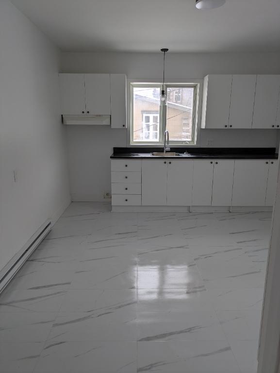 Logement 5 1/2 à louer | 3225732