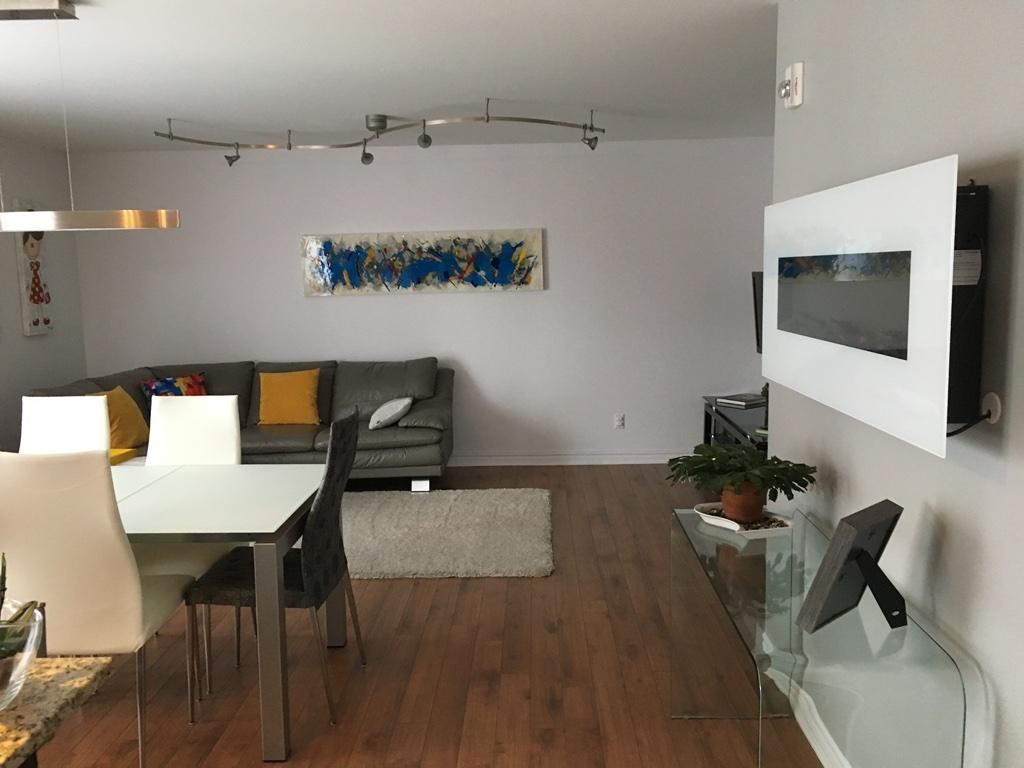 4.5 A LAVAL TRÈS TRANQUILLE CONSTRUCTION SUPÉRIEURE ASCENSEUR | 3225745